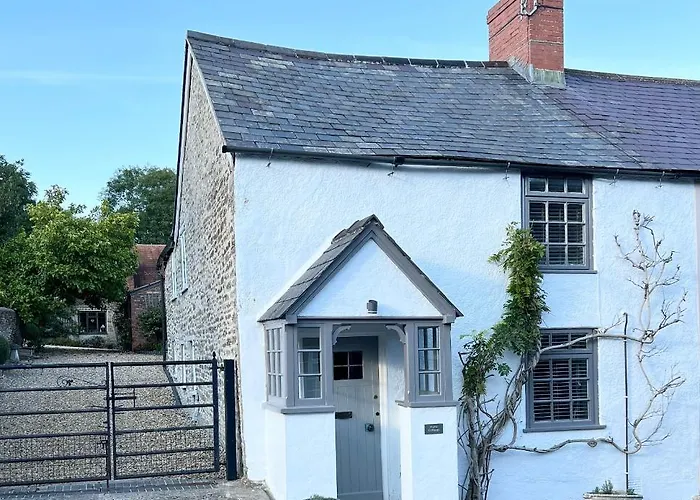 Hurst Cottage, A Cosy 2 Bed Cottage In Dorset